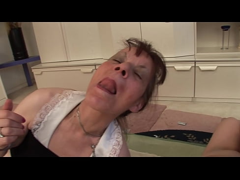 ❤️ Due nonne e un nonno fanno una cosa a tre ❤ Super porno al it.mrvideospornogratis.ru ❤️