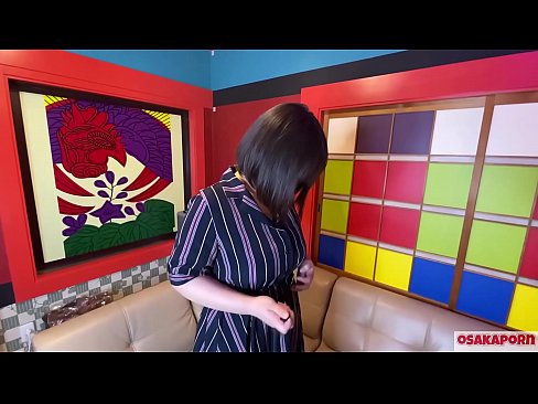 ❤️ Puttana giapponese con grandi tette si masturba con sex toys e ha un orgasmo. Parla in un'intervista della sua esperienza di scopata. Tette enormi e figa pelosa che geme forte. Osakaporn ❤ Super porno al it.mrvideospornogratis.ru ❤️